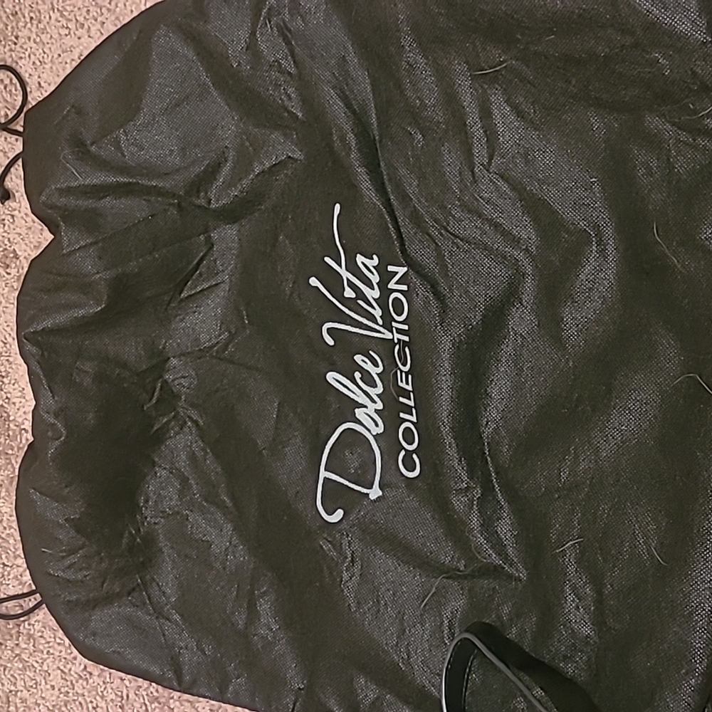 Backpack - Picture 2 of 3